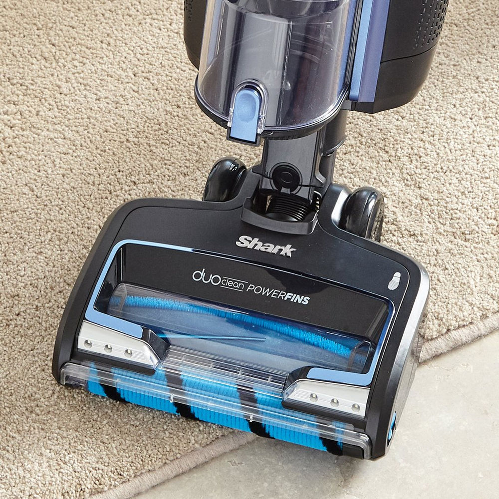 Shark ICZ300UKT Cordless Pet Model Lift Away Upright Vacuum Cleaner
