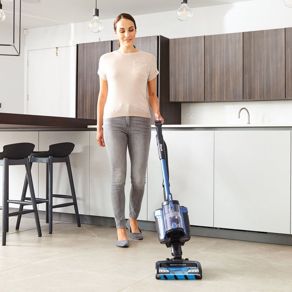 Shark ICZ300UKT Cordless Pet Model Lift Away Upright Vacuum Cleaner