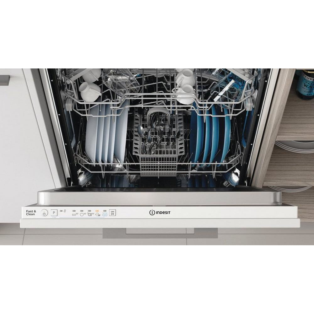 Indesit D2IHL326UK Full Size Dishwasher - White- 14 Place Settings