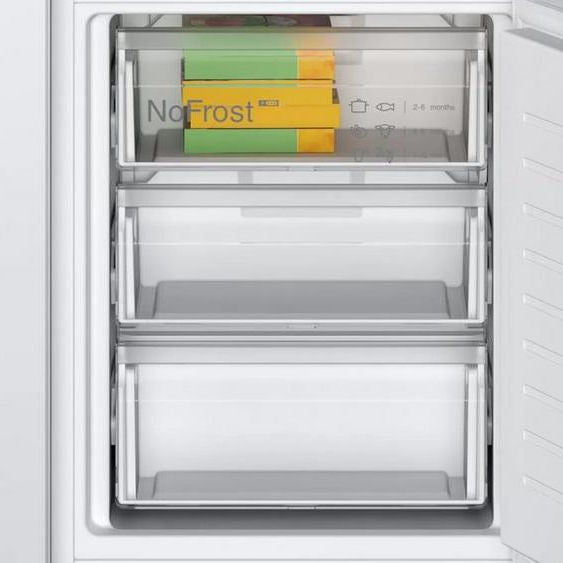 Bosch KIN86NSE0G 70/30 Built In Frost Free Fridge Freezer