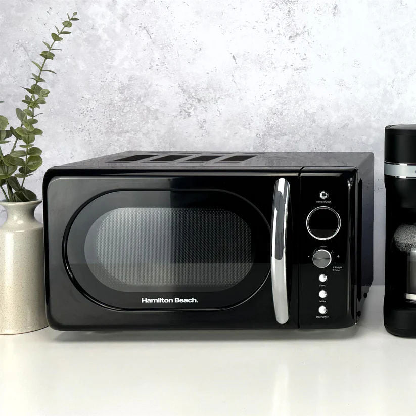 Hamilton Beach HB70H20B Retro 20 Litre Black Solo Microwave